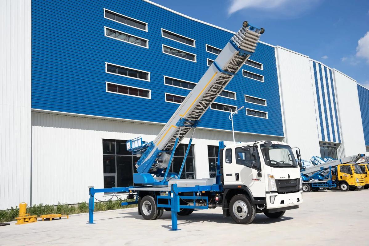 西工小型云梯车上料车租赁多少钱