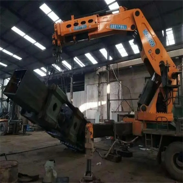 西工折臂吊出租怎么收费