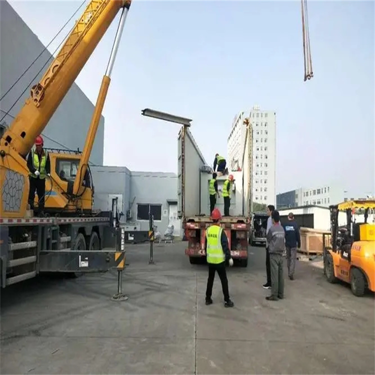 西工如何找到附近的吊车救援服务