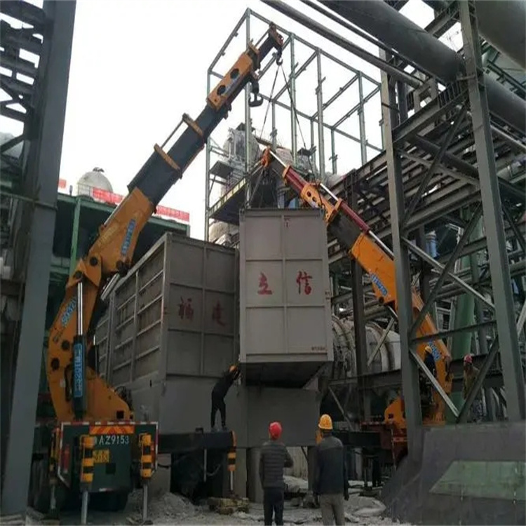 西工折臂吊车租赁电话